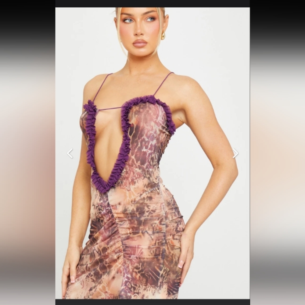 Elegant Backless Dress in Purple and Brown - Picture 2 of 10